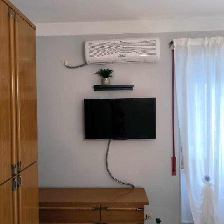 Bilocale in Via degli Orti Variani - One-Bedroom Apartment - 4