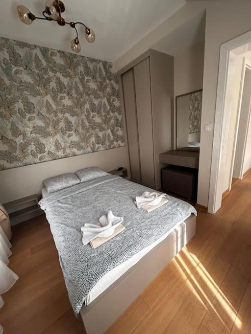 Royal King Villa 2 - Two-Bedroom Apartment - 5
