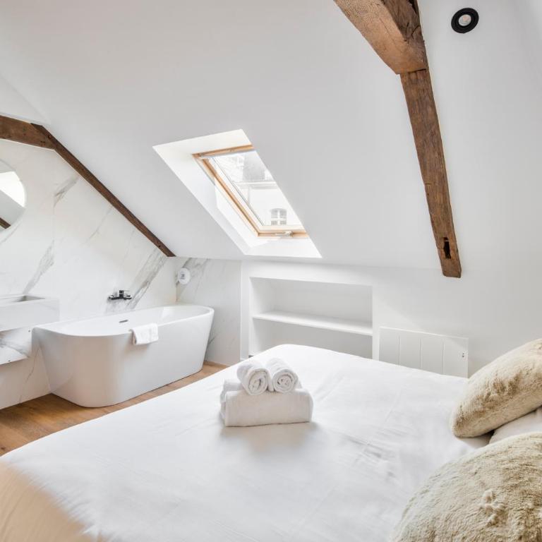 Appartements Le 31bis - Two Bedroom Apartment With Parking - 3