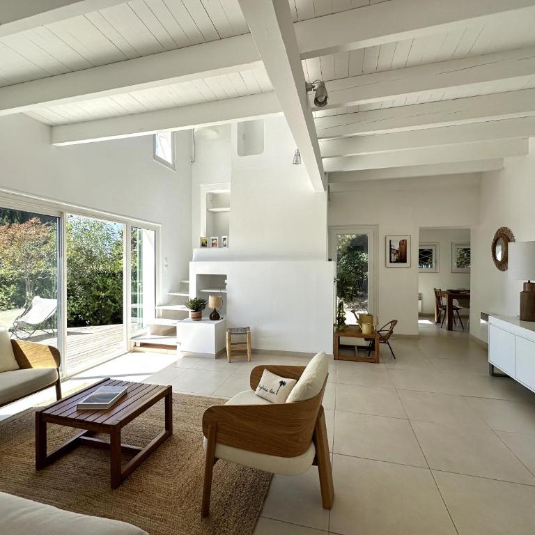 La Tancade, villa pour 8 personnes avec vue mer à 5 minutes de la plage de L'Almanarre à Hyères - Villa mit 3 Schlafzimmern - 18