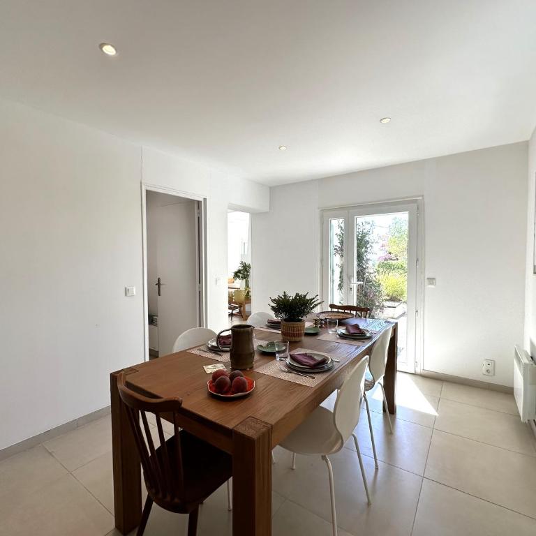 La Tancade, villa pour 8 personnes avec vue mer à 5 minutes de la plage de L'Almanarre à Hyères - Villa mit 3 Schlafzimmern - 21