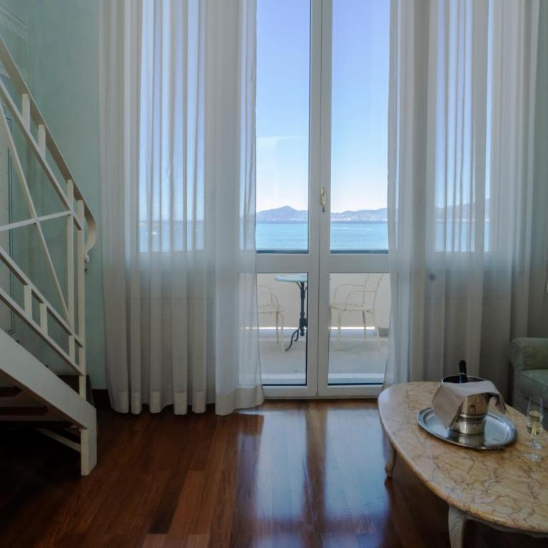 Suite Hotel Nettuno - Suite King con Balcone - 3