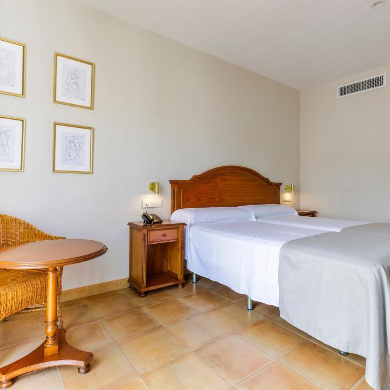 Hotel Almijara - Mares - Double Room with Balcony - 3