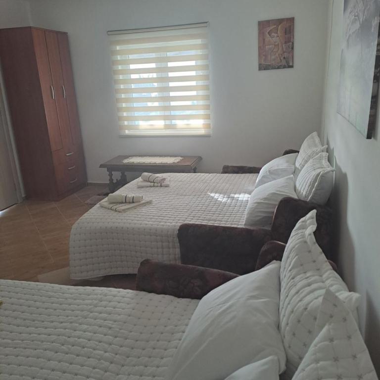 Village House DIMS - Two-Bedroom House - 22
