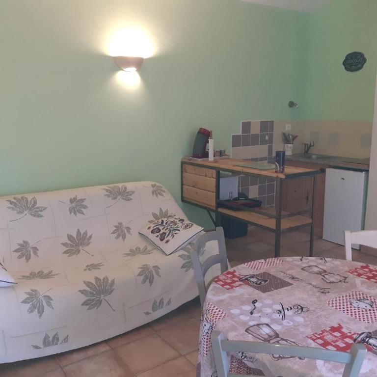 Gîte SITTELLE Parking privé Linge fourni WIFI - Maison 1 Chambre - 10