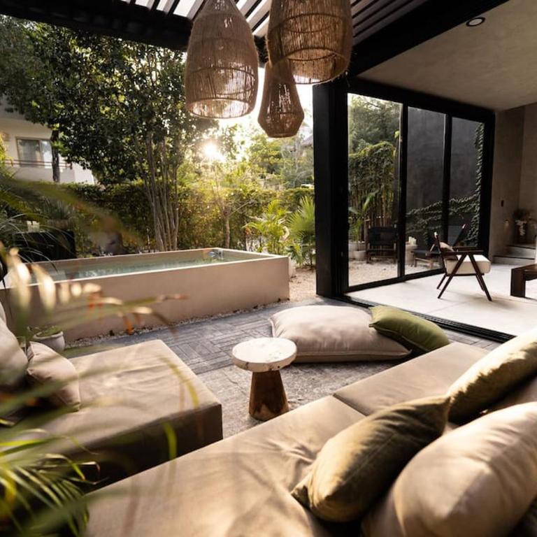 Luxury Twin Villas, 4 Private Pools, 2 Rooftops, BBQ, Near Beach - Villa - 4