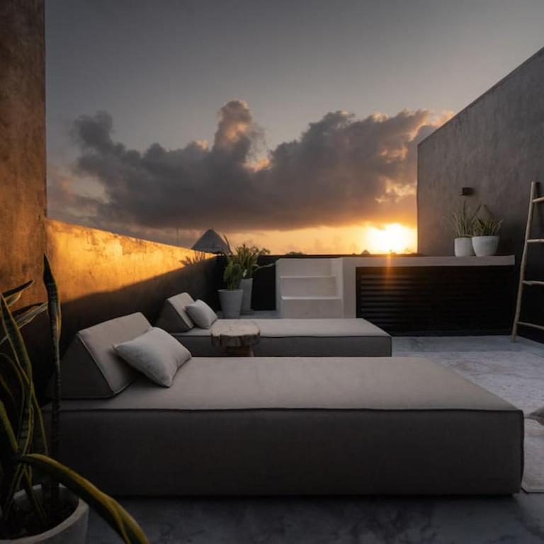 Luxury Twin Villas, 4 Private Pools, 2 Rooftops, BBQ, Near Beach - Villa - 3