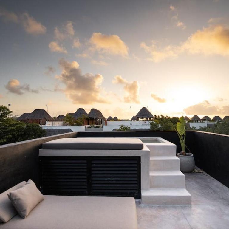Luxury Twin Villas, 4 Private Pools, 2 Rooftops, BBQ, Near Beach - Villa - 5