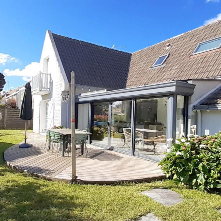 Maison 10 personnes à 10 minutes à pieds de la plage - Casa de 5 dormitorios - 1