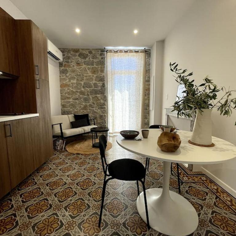 Appartement cosy, climatisé et central à deux pas de la mer ! - Appartement 1 Chambre - 2