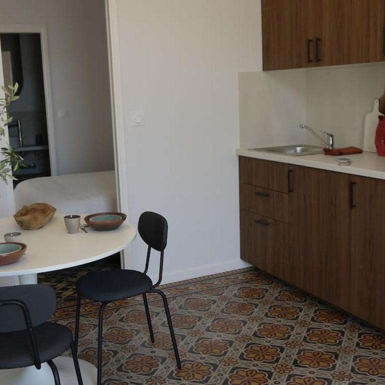 Appartement cosy, climatisé et central à deux pas de la mer ! - Appartement 1 Chambre - 7