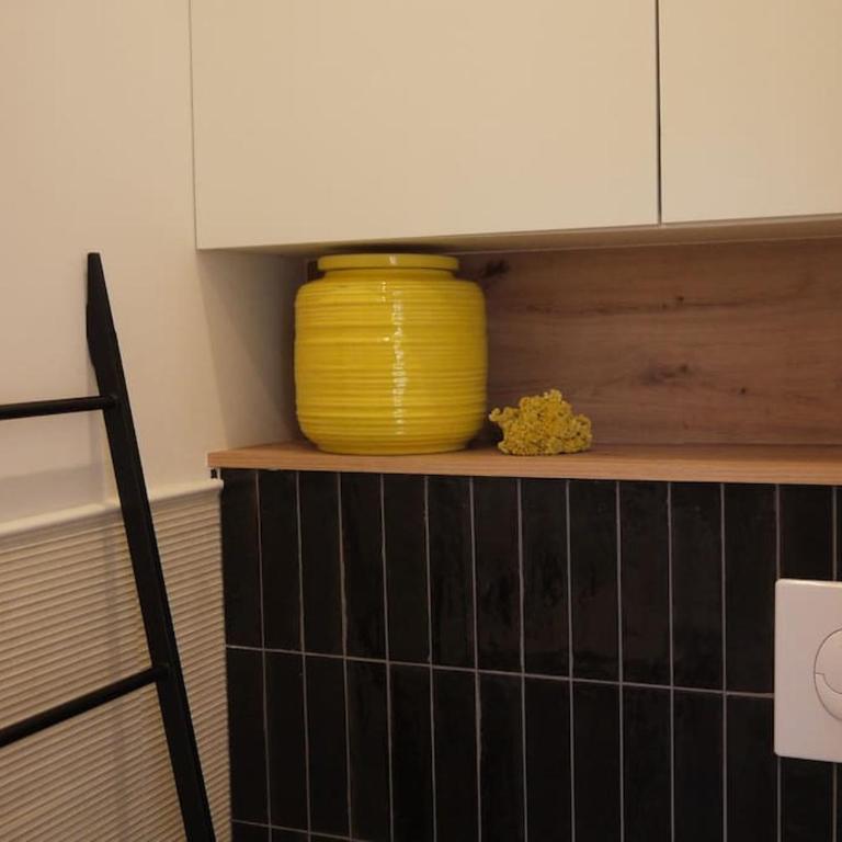 Appartement cosy, climatisé et central à deux pas de la mer ! - Appartement 1 Chambre - 10