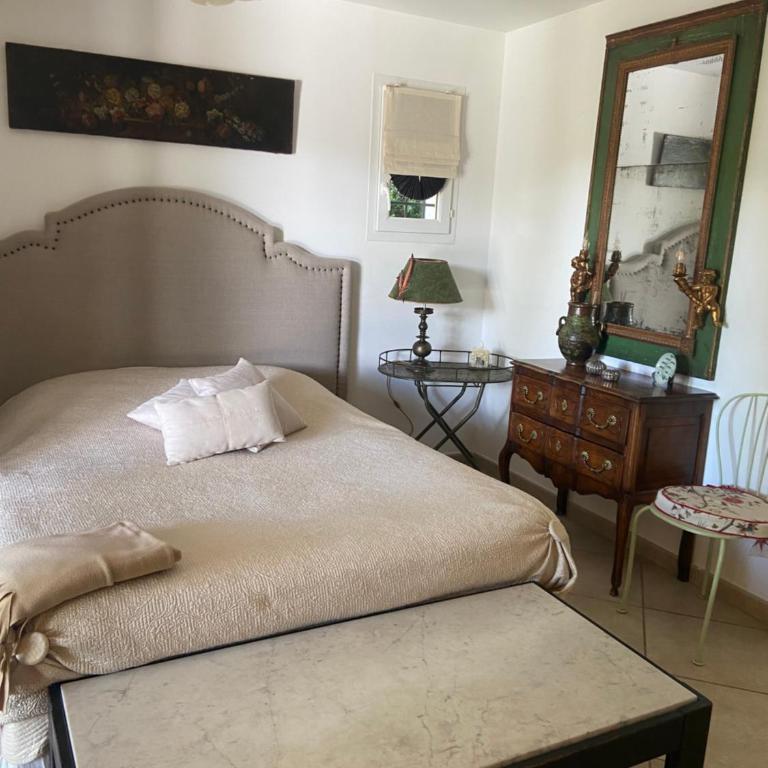 Maison de Golfeur - Chambre Double avec Baignoire Spa - 2