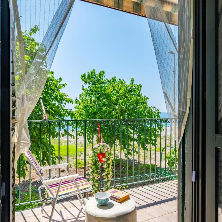 GuestHost - Seaside Flat Just Steps from the Beach - Appartamento con 1 Camera da Letto - 4