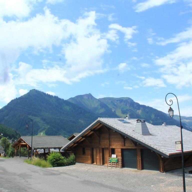 TARTIFLES TF11 NATURE & MOUNTAIN 4 Pers - Studio - 20