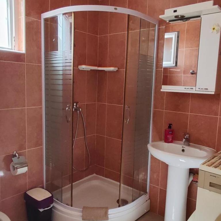 SutomoreLife Cozy Green Apartment - Apartman sa Balkonom - 12
