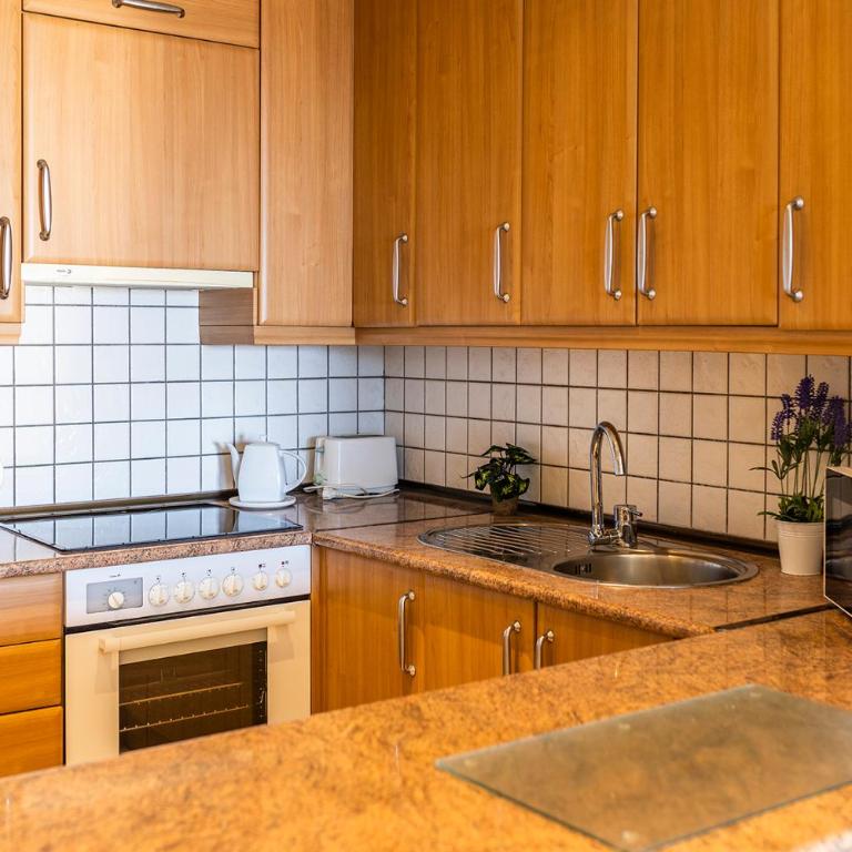 Top Floor Best Ocean View - Swimming pool - Apartamento de 2 dormitorios con terraza y vistas al mar - 8