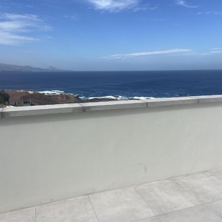Mirador Suites - Two-Bedroom Apartment with Terrace and Sea View - 7