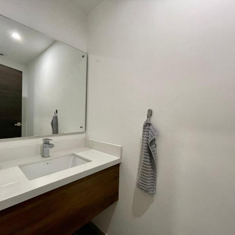 Modern Suite Quito Financial District Private Jacuzzi Terrace - Apartamento de 1 dormitorio - 17