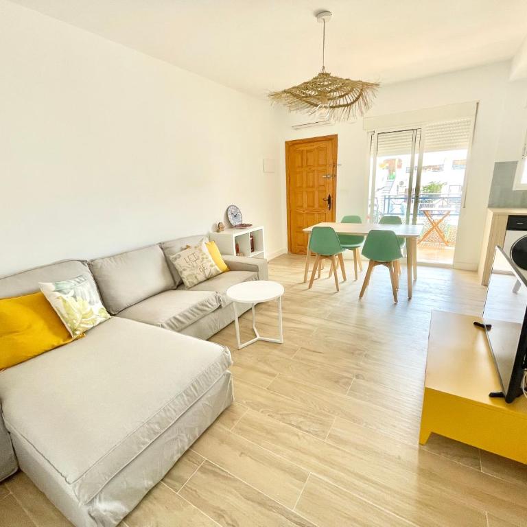Ático reformado Gran Alacant - Two-Bedroom Apartment - 1