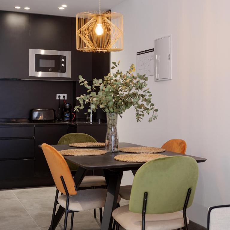 Edificio Botánica Alicante Centro by Renthas - Deluxe One-Bedroom Apartment - 2