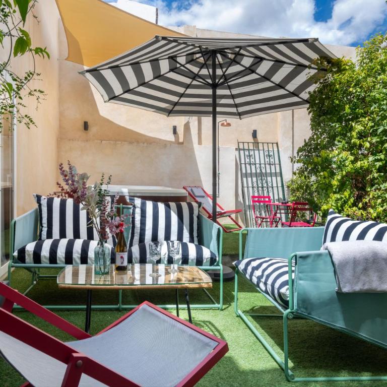 CSE Puerta de Armas Apartments - Apartamento Superior con terraza y jacuzzi privado - 2