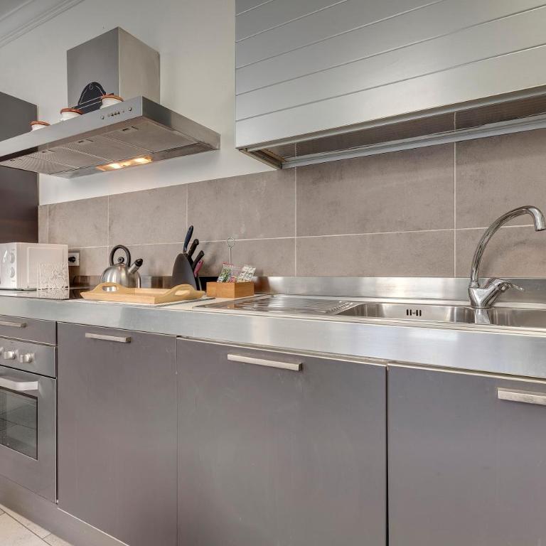 Santo Stefano Apartment by Mamo Florence - Appartamento con 2 Camere da Letto - 5