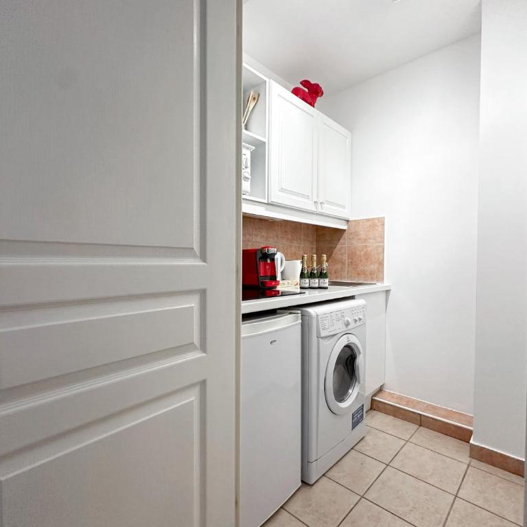 Palais Josephine 1BR Bnbrickeys - Appartement 1 Chambre - 4