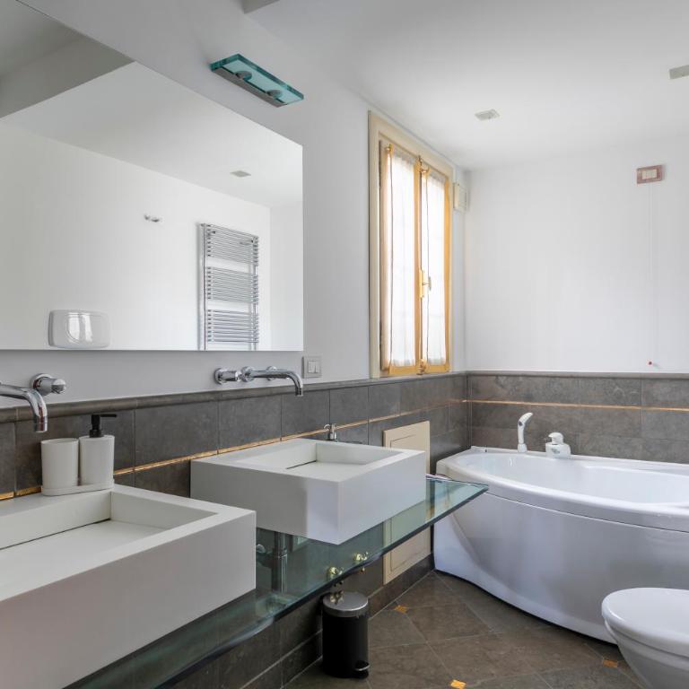 La terrazza sulle Piazze - Centro Storico - Appartamento con 3 Camere da Letto - 26