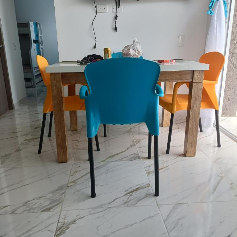 Apartamento Flandes - Three-Bedroom Apartment - 9