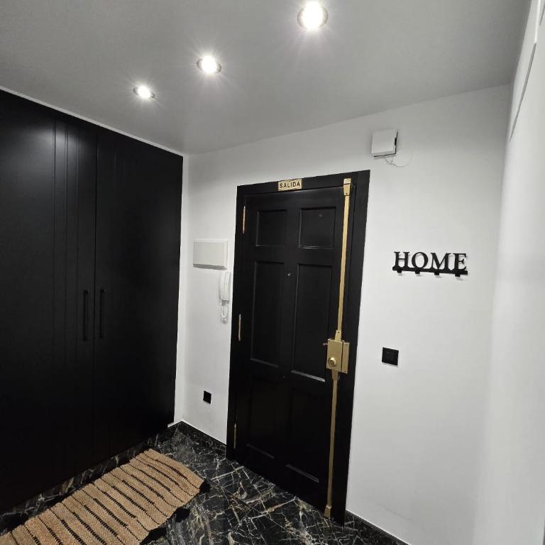 Paralela Estocolmo - Front Sea View - Two-Bedroom Apartment with Balcony and Sea View - 45