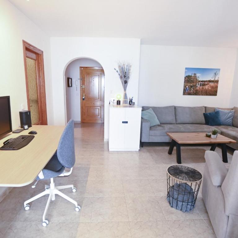 Edificio Europa II - Apartamento con vistas y balcón - 4