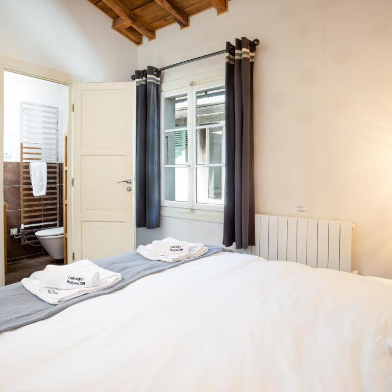 Le Bartavel Apartment - Chamonix All Year - Three-Bedroom Apartment - 4