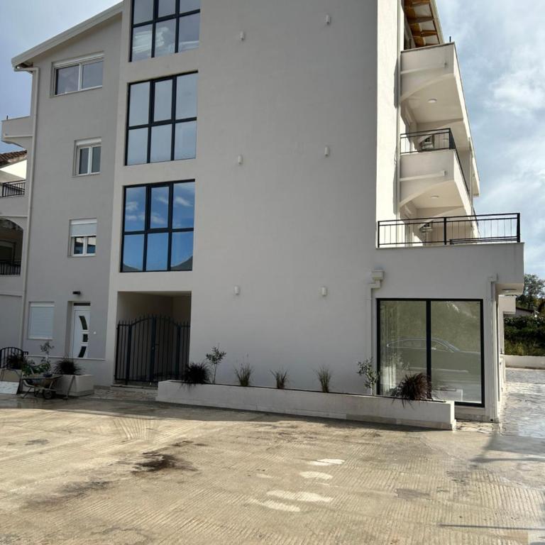 Apartment Novi-Solaris - One-Bedroom Apartment with Balcony and Mountain View - 26