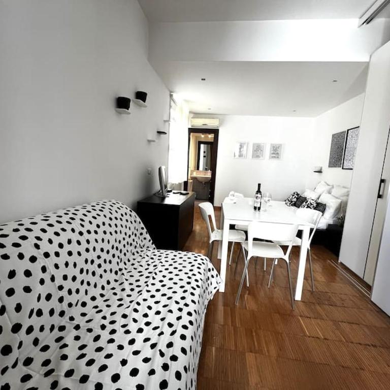 Haring-Bozzi 59 - Monolocale King Deluxe - 3
