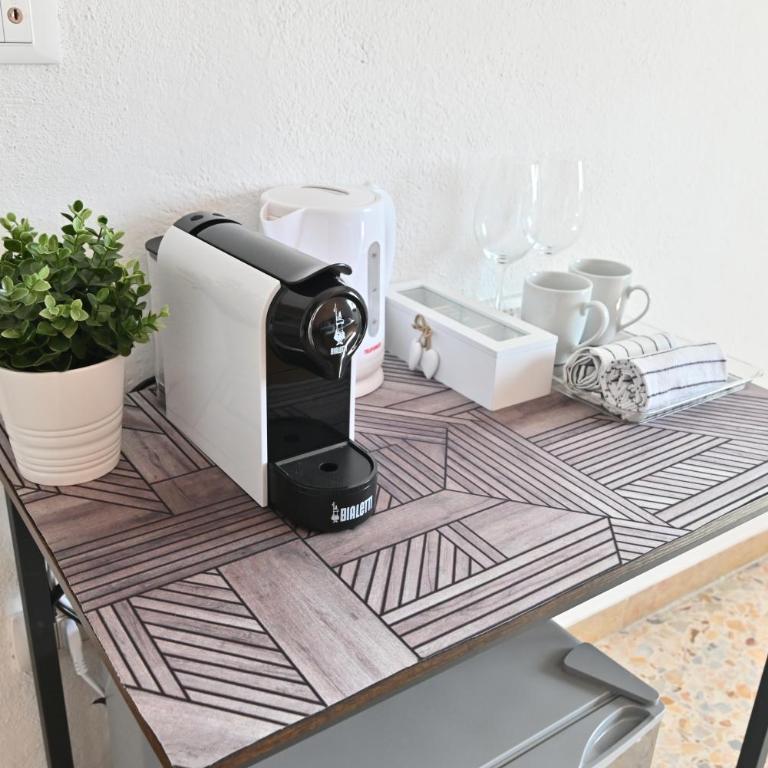 IzzHome Central Apartment - Camera Matrimoniale con Bagno Privato - 7