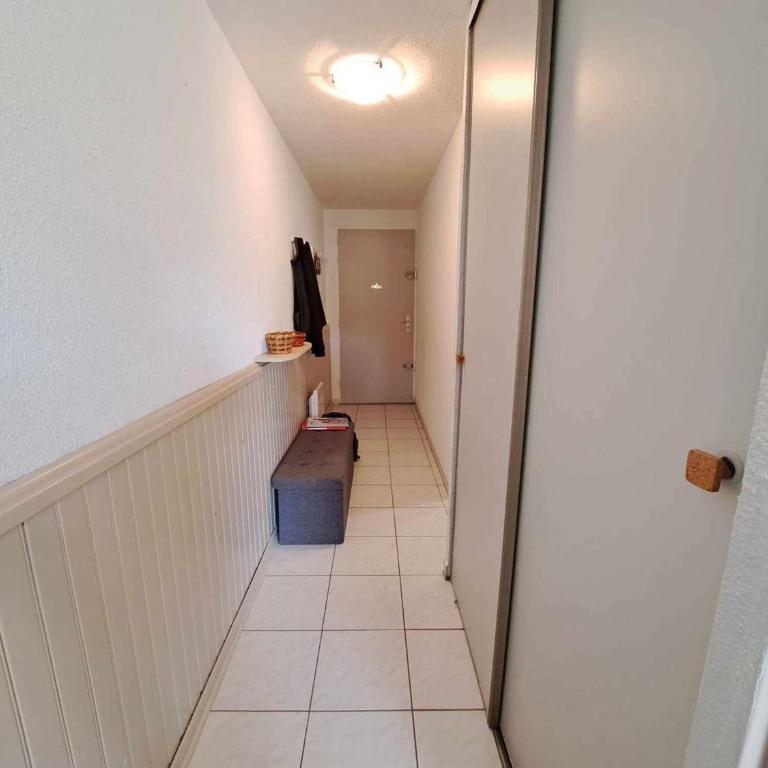Appartement 2 Pièces avec Piscine, Parking Privé et Proche Plage pour 4 Personnes - FR-1-326-820 - Apartment - 9