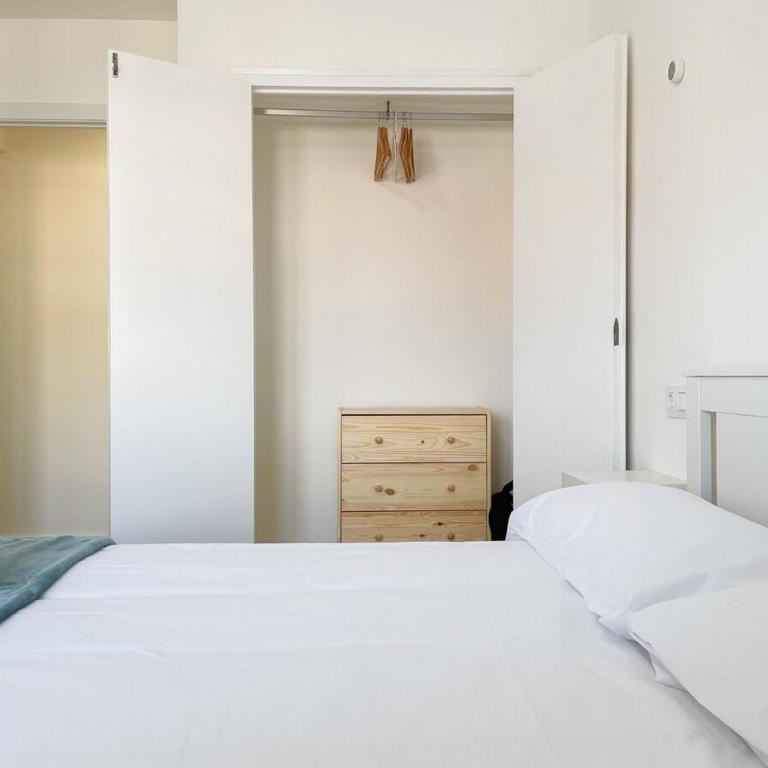 Palm Beach by Unik Vacation - Two-Bedroom Apartment - 17