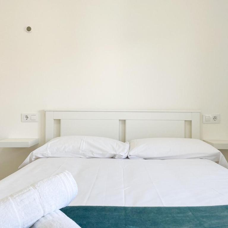 Palm Beach by Unik Vacation - Two-Bedroom Apartment - 20