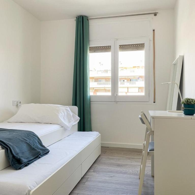 Palm Beach by Unik Vacation - Two-Bedroom Apartment - 32