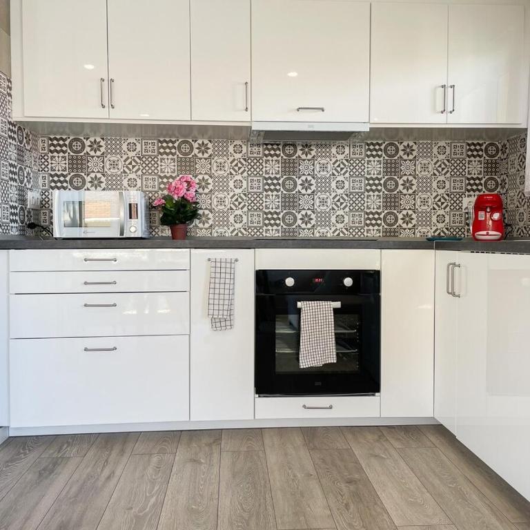 Palm Beach by Unik Vacation - Two-Bedroom Apartment - 38