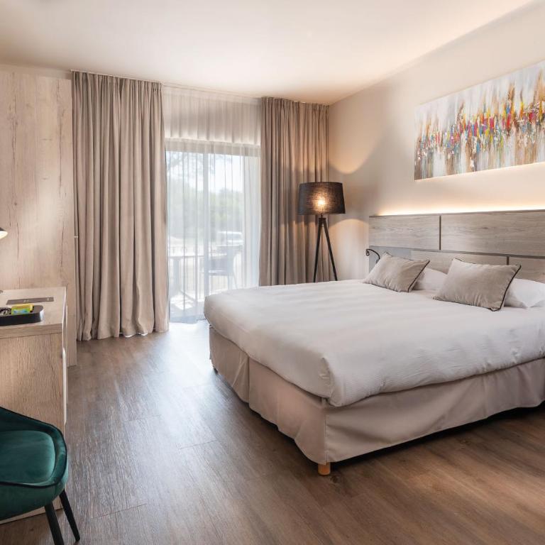 Mas De La Senancole & Spa - Chambre Premium - 5