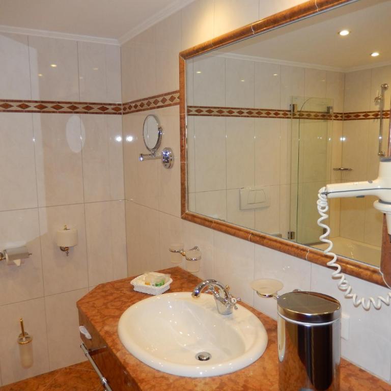 Hotel Piz Buin - Standard Doppelzimmer - 6
