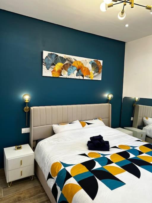 Chic Renovated Home - Nice Libération - Entire 2BR 2BA Apartment or Private Rooms with Private Bathrooms - AC and Garage on request - Appartement 2 Chambres - 15