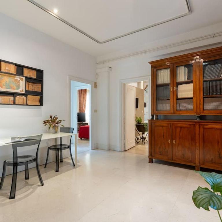 Luxurious home of the antiquarian at Spanish Steps - Appartamento Superior con 2 Camere da Letto - 26