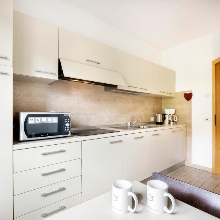 Vera Apartment - Appartamento con 2 Camere da Letto - 2