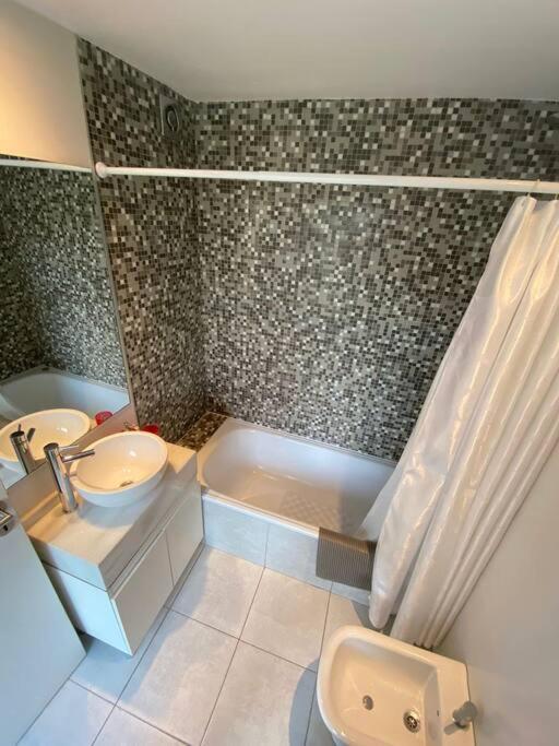 Luminoso 2 ambientes Palermo Soler y Dorrego - Apartamento de 1 dormitorio - 4