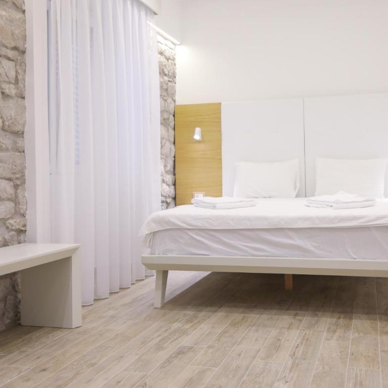 Hotel RR - Double Room - 1