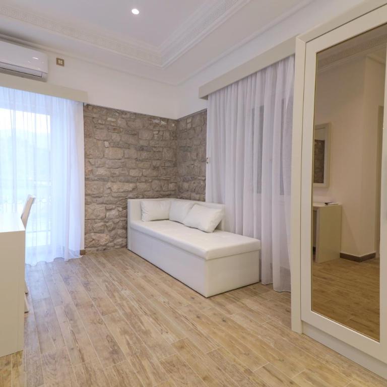 Hotel RR - Triple Room with Sea View - 4