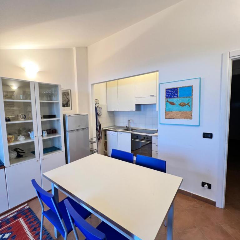 Attico Pietra Ligure 2 Free Parkings & Bike - Appartamento con 2 Camere da Letto - 9